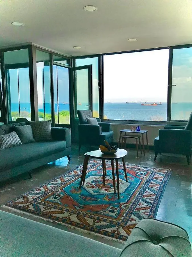 King Suit With Sea View Istanbul Apartment